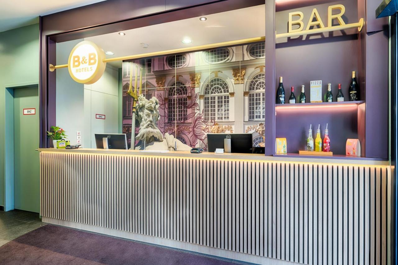 B&B Hotel Muenchen-Moosach Exterior foto
